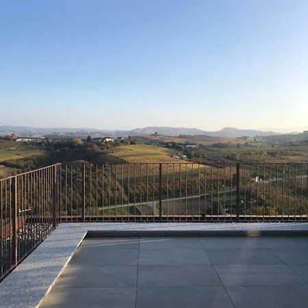 Konukevi Il Grecale - E La Morra