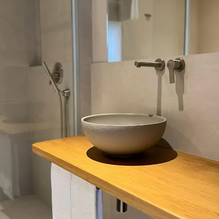Il Grecale - E Guest house *